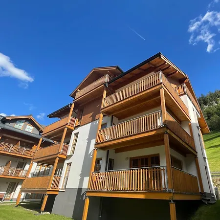 Claudia 2 By Smr - Inc And Near Gondola
